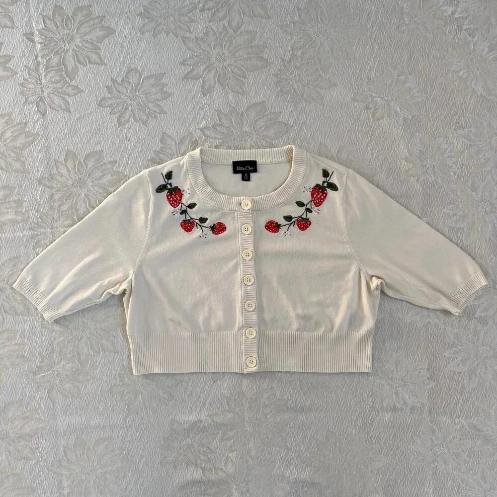 Retro Chic by Torrid Cottagecore Strawberry Cropped Cardigan Sweater Size 0 - Picture 15 of 16